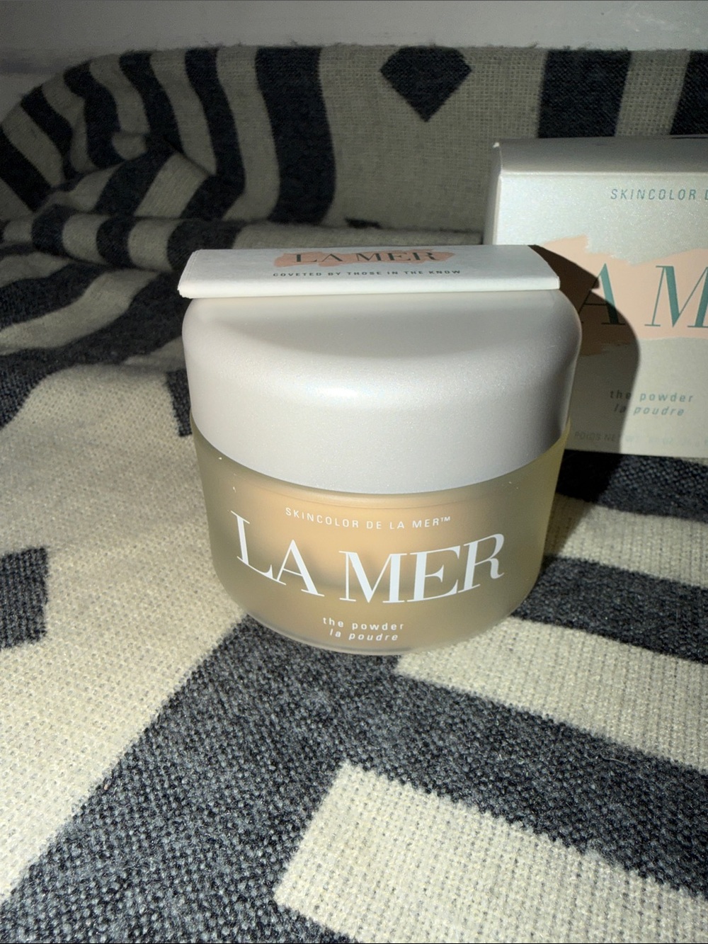La Mer The Powder-05 Translucent - Picture 5 of 7